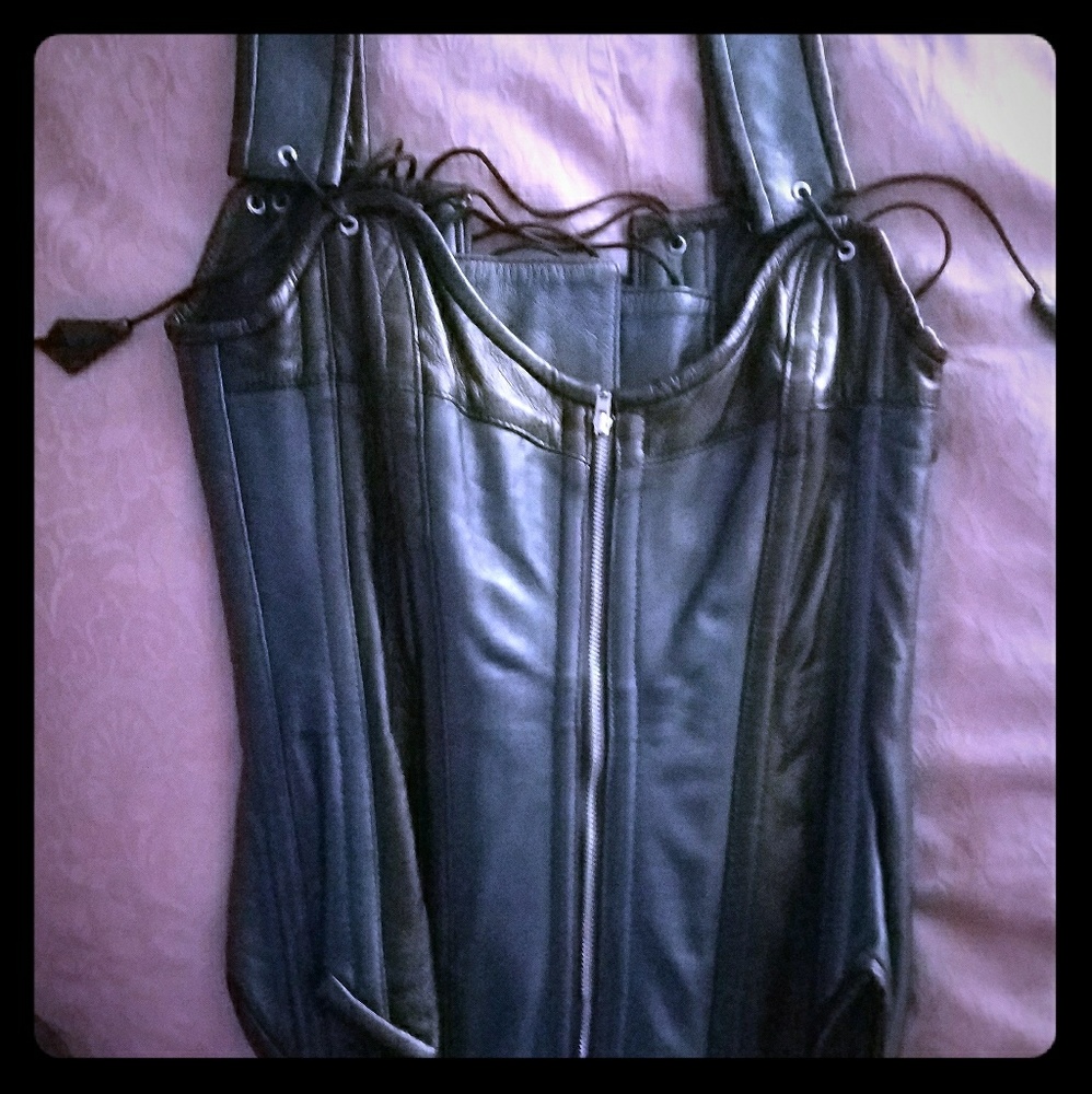 Genuine leather fully lined corset